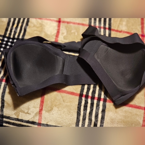 LuLuLemon 34DD Front Zip Full Coverage Mid/High Impact Sports Bra - Picture 11 of 14